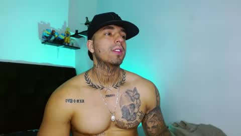 Darius Phoenix  online show from March 20, 10:47 pm