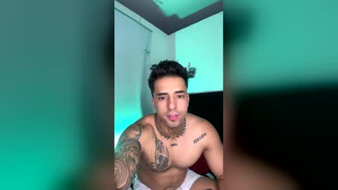 Darius Phoenix  online show from March 23, 10:58 pm