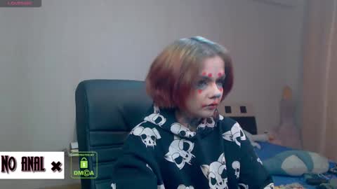 Anessa  online show from November 16, 10:15 pm