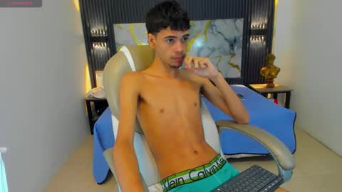 DARCK online show from January 10, 1:24 pm