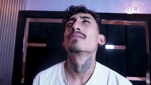 Sr. Eros online show from April 19, 3:50 am