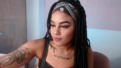 dark_flama online show from March 23, 10:58 pm