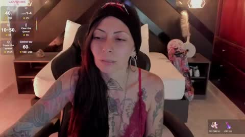 M I K A E L A online show from April 21, 8:55 pm