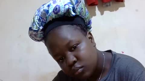 Snapshot of dark_princess1 chatting on October 27, 6:17 am dark_princess1 online show from October 27, 6:17 am