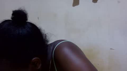 Snapshot of dark_princess1 chatting on November 2, 1:02 pm dark_princess1 online show from November 2, 1:02 pm