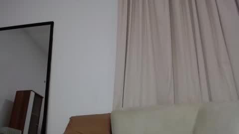Snapshot of dark_qween chatting on May 10, 6:35 pm dark_qween online show from May 10, 6:35 pm