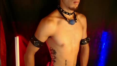 Snapshot of dark_rosse1 chatting on May 7, 6:57 pm rosse online show from May 7, 6:57 pm