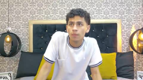 dark_sultan online show from February 20, 9:15 pm