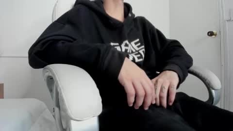 Snapshot of dark_sun333 chatting on September 21, 8:54 pm dark_sun333 online show from September 21, 8:54 pm