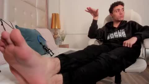 Snapshot of dark_sun333 chatting on September 27, 10:04 pm dark_sun333 online show from September 27, 10:04 pm