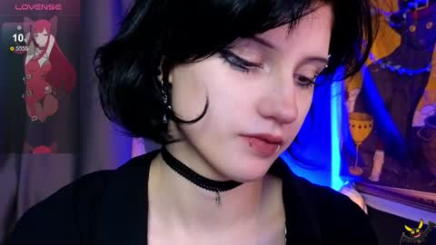 Snapshot of dark_vamp_ chatting on December 11, 12:23 am Vamp  online show from December 11, 12:23 am