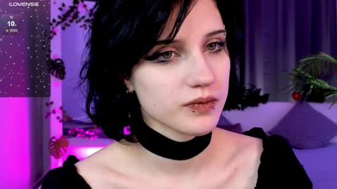 Snapshot of dark_vamp_ chatting on December 26, 3:06 am Vamp  online show from December 26, 3:06 am