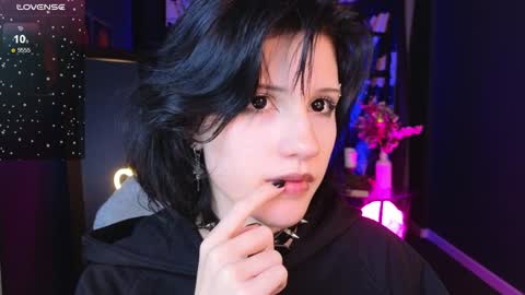 Snapshot of dark_vamp_ chatting on January 31, 2:58 am Vamp  online show from January 31, 2:58 am