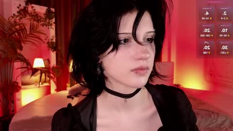 Snapshot of dark_vamp_ chatting on February 6, 9:38 pm Vamp  online show from February 6, 9:38 pm