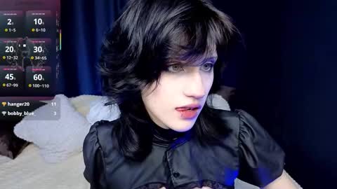 Snapshot of dark_vamp_ chatting on September 13, 1:00 pm Vamp  online show from September 13, 1:00 pm