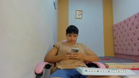 darkalphax01 online show from January 15, 2:16 am