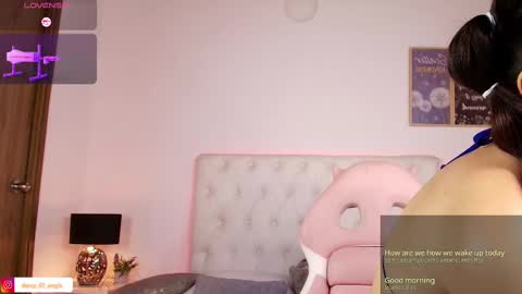 Snapshot of darkangelx_ chatting on September 28, 4:12 pm Angel Darcy online show from September 28, 4:12 pm
