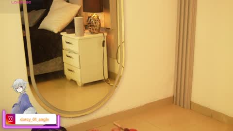 Angel Darcy  online show from April 1, 11:46 pm