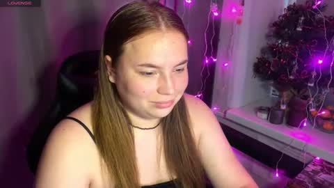 darkcharm1 online show from December 21, 7:48 am