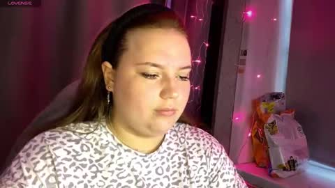 darkcharm1 online show from April 1, 2:36 pm