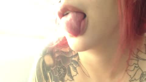    online show from December 6, 5:44 pm