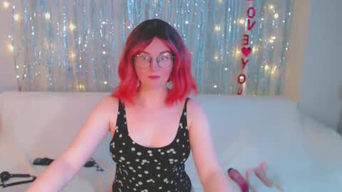 Kelly online show from December 20, 9:54 am