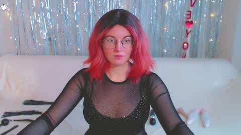 Kelly online show from February 7, 6:14 am