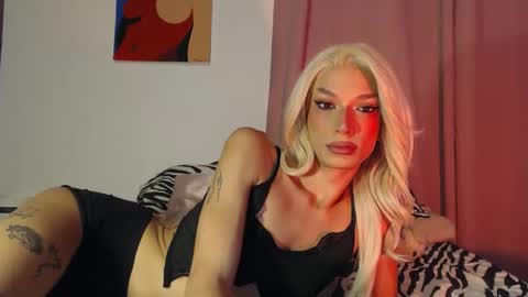 Angel online show from April 11, 8:35 pm