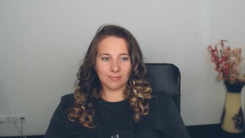 Anna online show from September 12, 2:06 pm