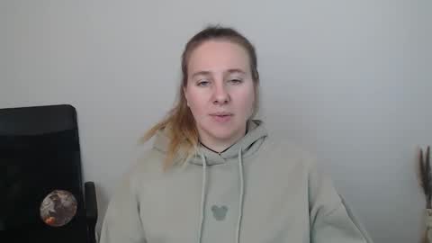 Anna online show from November 2, 1:13 pm