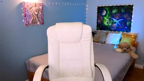 darkmoon____ online show from October 8, 1:47 am