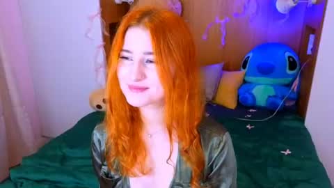Snapshot of darkmoon____ chatting on June 10, 1:06 am darkmoon____ online show from June 10, 1:06 am
