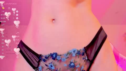 Snapshot of darkmousee chatting on December 15, 1:32 pm Grace online show from December 15, 1:32 pm