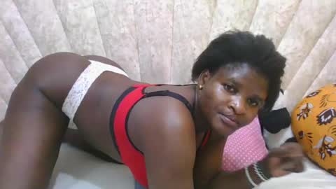Snapshot of darknipples2 chatting on August 3, 10:21 am SHANICE online show from August 3, 10:21 am