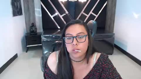 darknyx ch1 online show from November 6, 11:15 pm