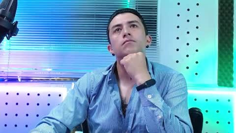 DARKO0717 online show from April 2, 1:53 pm