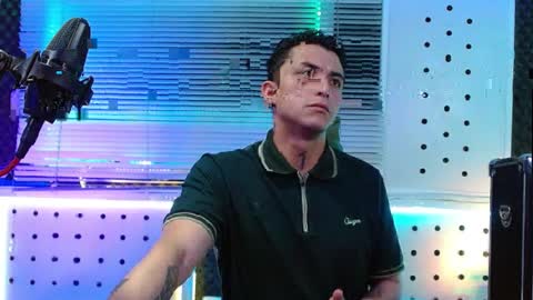 DARKO0717 online show from April 6, 4:52 pm