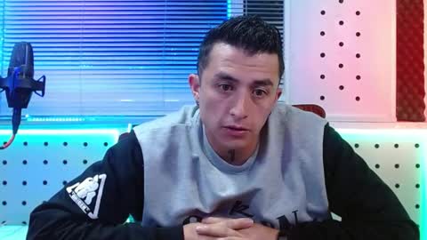 DARKO0717 online show from April 20, 7:04 pm