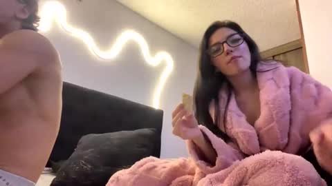 Snapshot of darkpleasuress chatting on September 10, 6:46 am darkpleasuress online show from September 10, 6:46 am