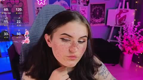 Shine online show from April 3, 9:02 pm