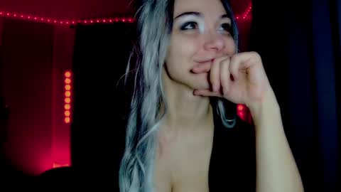 roseredgoddess online show from March 30, 1:50 am