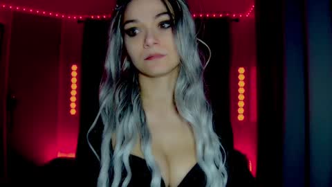 roseredgoddess online show from April 10, 1:55 am