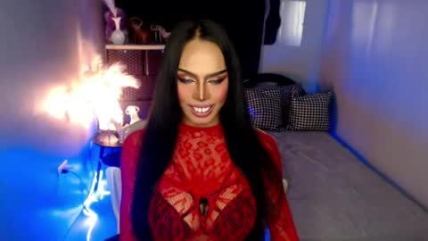 Snapshot of darksoul_mistress chatting on May 31, 10:44 am HAPPY BIRTHDAY MISTRESS MADRIANA online show from May 31, 10:44 am