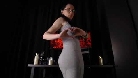 Snapshot of darkspark_ chatting on December 19, 10:22 am darkspark_ online show from December 19, 10:22 am