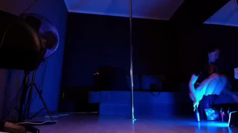 Snapshot of darkspark_ chatting on March 25, 10:32 am darkspark_ online show from March 25, 10:32 am