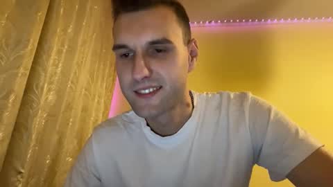 Nick online show from November 13, 8:30 pm