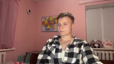 Snapshot of darkwolf_576 chatting on July 24, 7:01 pm Jessica online show from July 24, 7:01 pm