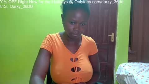 Snapshot of darky_36dd chatting on April 28, 3:39 pm exclusive sexual content -- IGTwitterX darky 32dd online show from April 28, 3:39 pm
