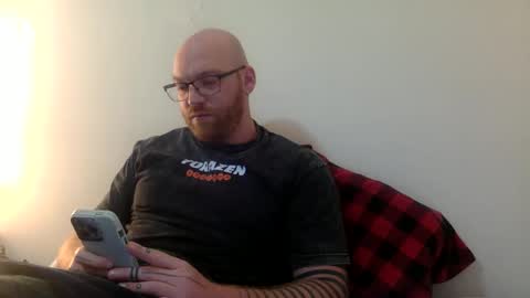 Snapshot of darlcomllc chatting on January 28, 4:29 am darlcomllc online show from January 28, 4:29 am