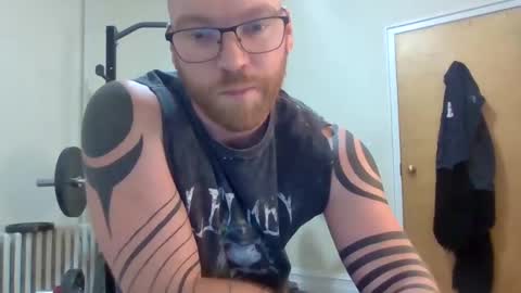 Snapshot of darlcomllc chatting on February 4, 7:33 pm darlcomllc online show from February 4, 7:33 pm